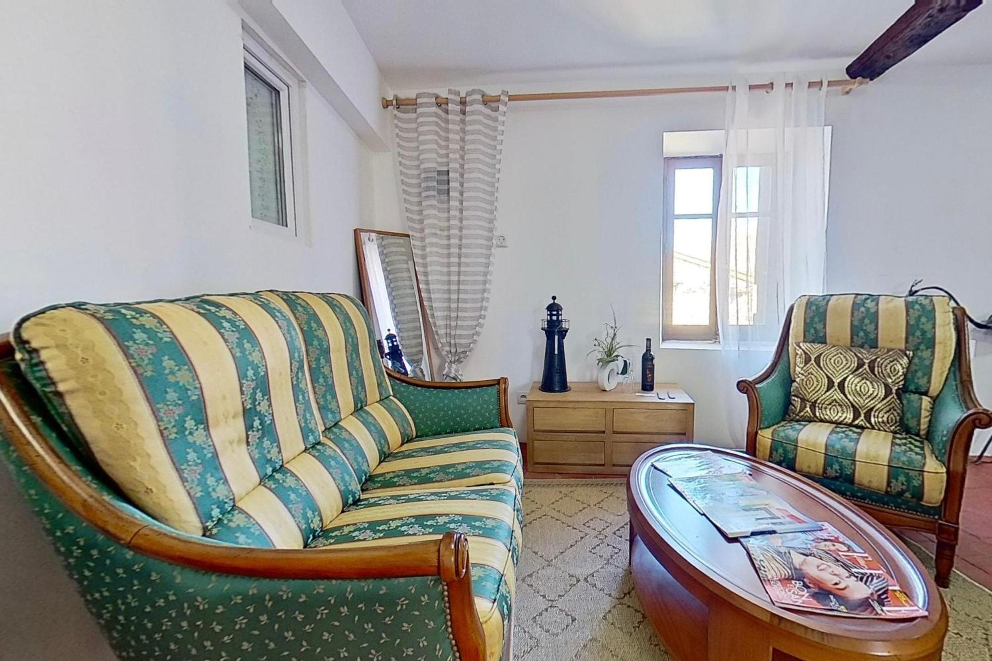 Bed and Breakfast Les 2 Droles D'Oiseaux Luc-sur-Orbieu Exterior foto