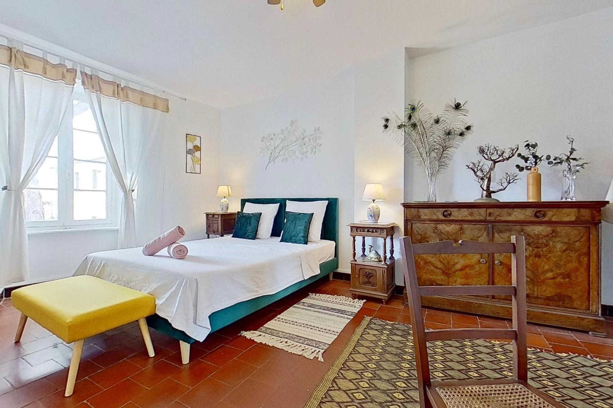 Bed and Breakfast Les 2 Droles D'Oiseaux Luc-sur-Orbieu Exterior foto